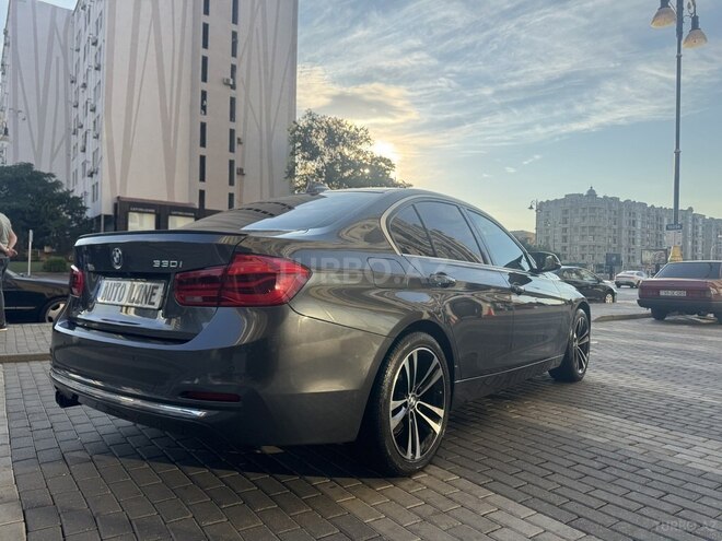 BMW 330-4