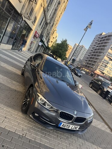 BMW 330-3