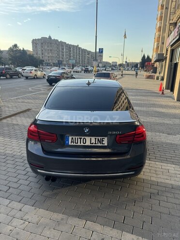 BMW 330-7