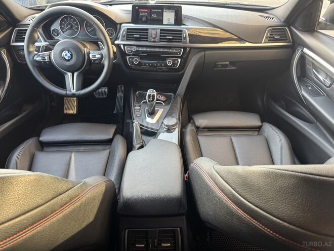 BMW 330-8