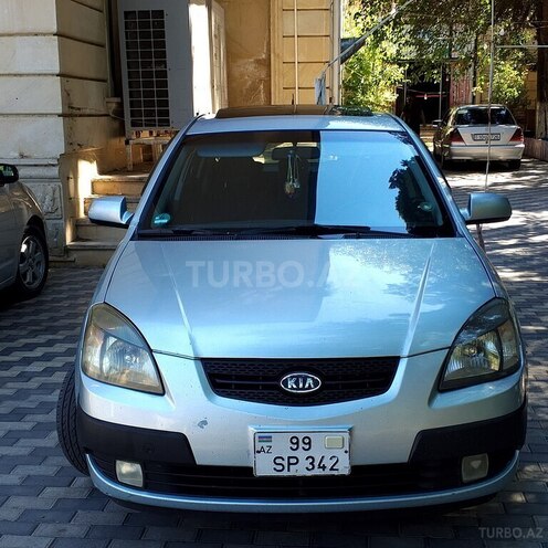 Kia Rio-2