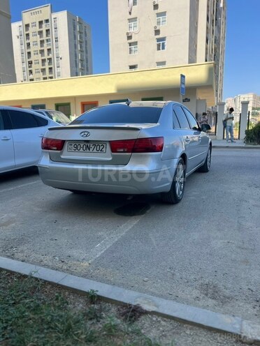 Hyundai Sonata-4