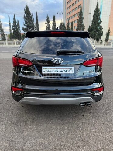 Hyundai Santa Fe-4