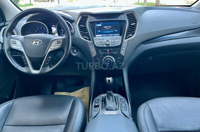Hyundai Santa Fe-3