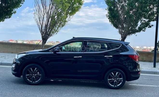 Hyundai Santa Fe-5