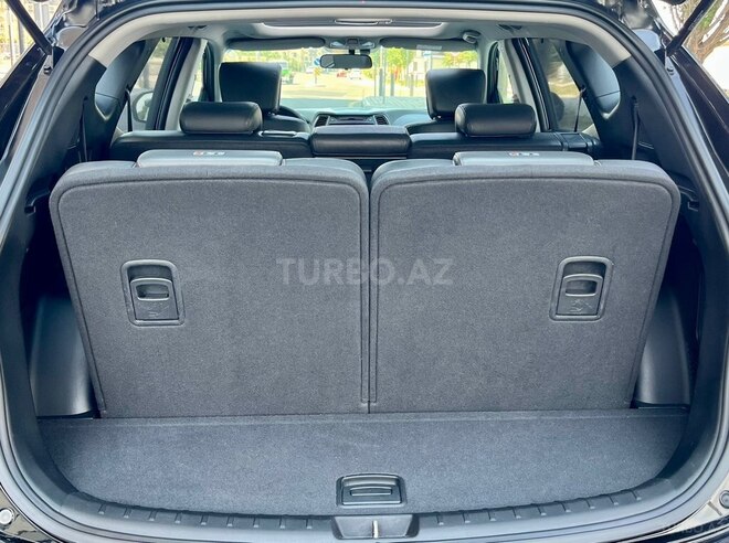 Hyundai Santa Fe-11