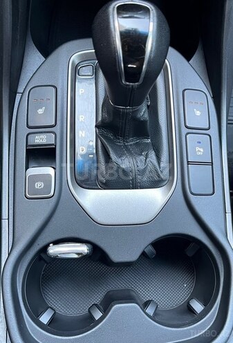 Hyundai Santa Fe-19