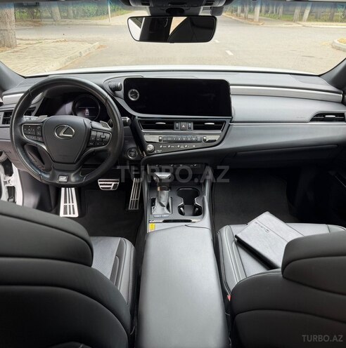 Lexus ES 300h-3