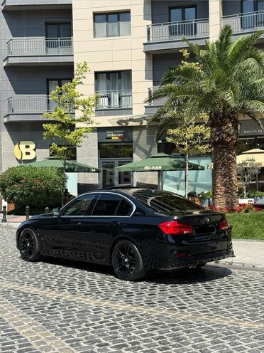 BMW 330e-5