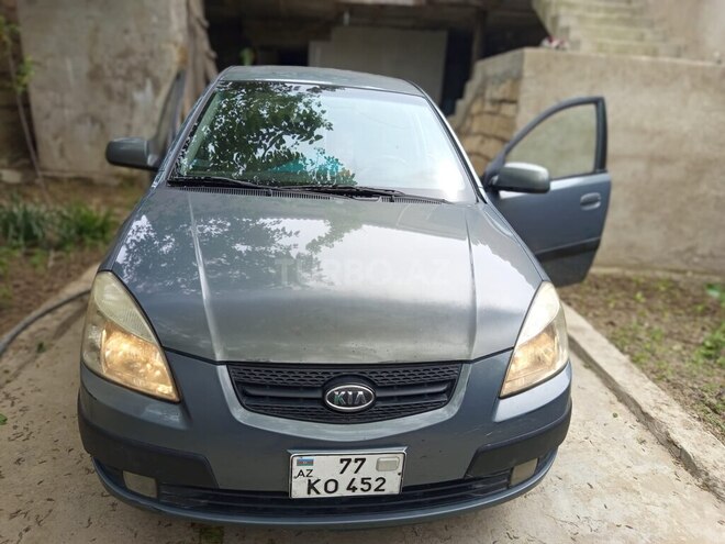 Kia Rio-12