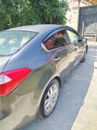 Kia Cerato-4