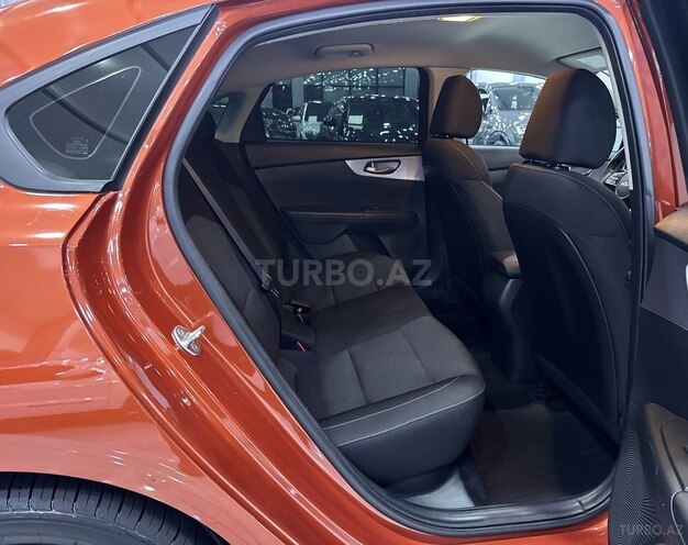 Kia Forte-13