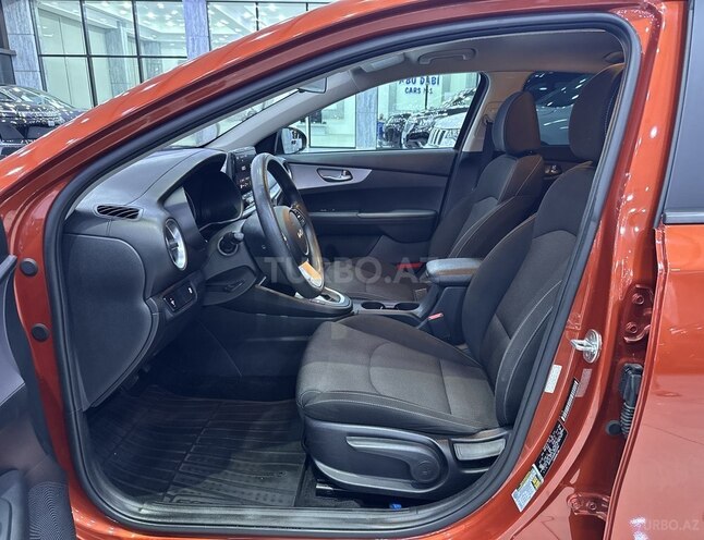 Kia Forte-11