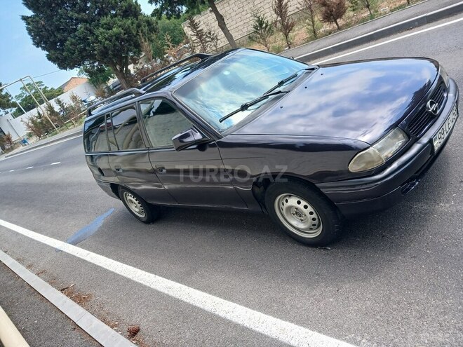 Opel Astra-4