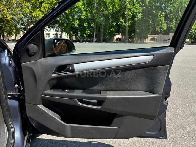 Opel Astra-17
