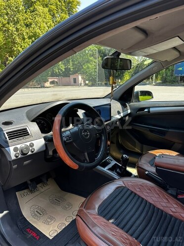 Opel Astra-10