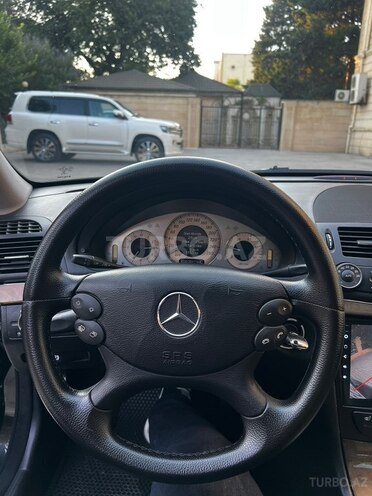 Mercedes E 220-14