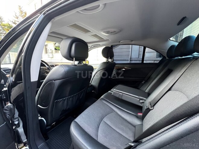 Mercedes E 220-16
