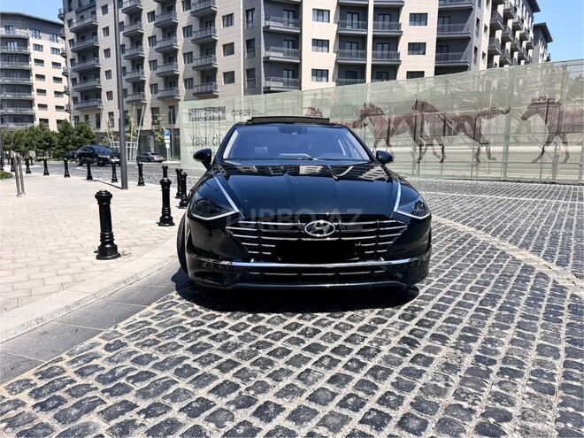 Hyundai Sonata-1