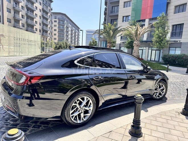 Hyundai Sonata-3