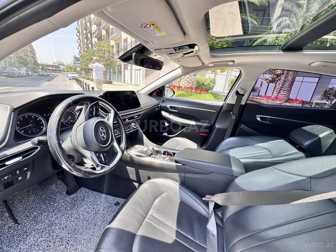 Hyundai Sonata-8