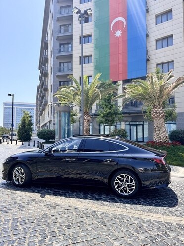 Hyundai Sonata-5
