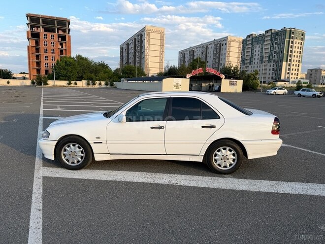 Mercedes C 220-7
