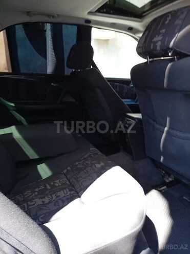 Mercedes E 240-12