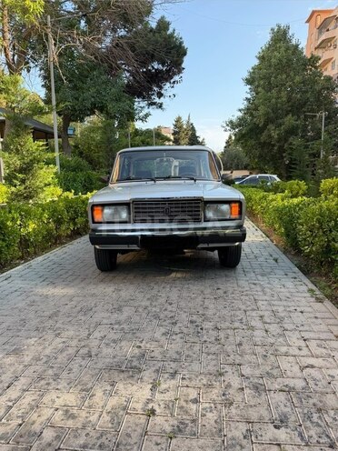LADA (VAZ) 2107-1