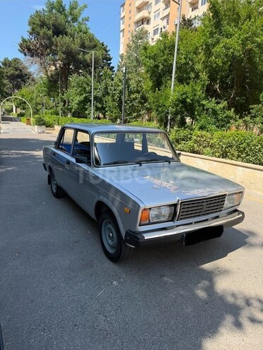 LADA (VAZ) 2107-5