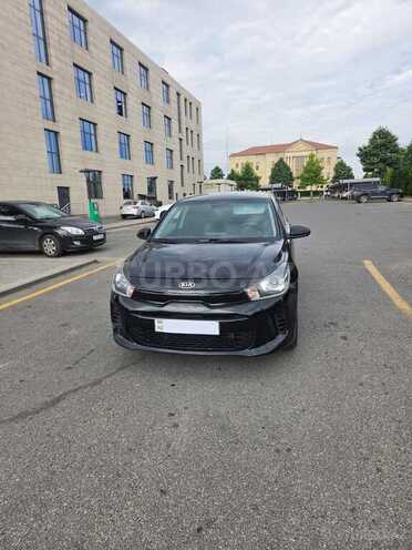 Kia Rio-1