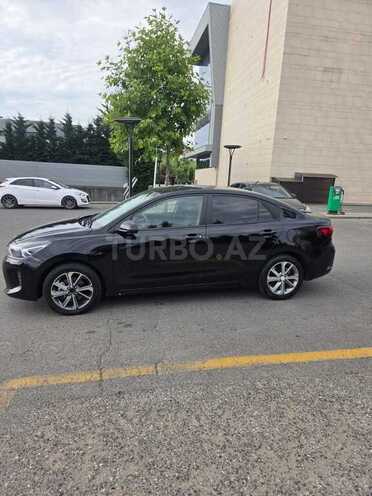 Kia Rio-2