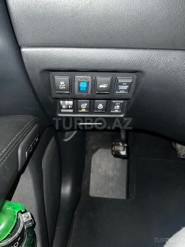 Infiniti JX35-7