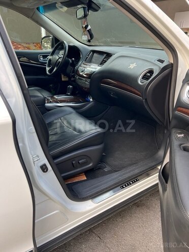 Infiniti JX35-10