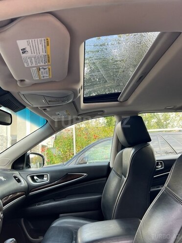 Infiniti JX35-15