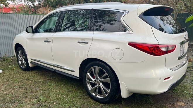 Infiniti JX35-6