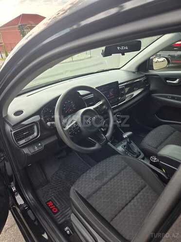 Kia Rio-6