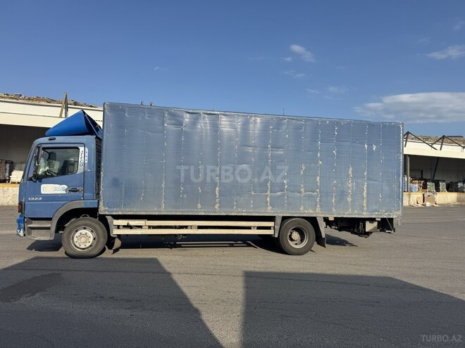Mercedes Atego 1323-5