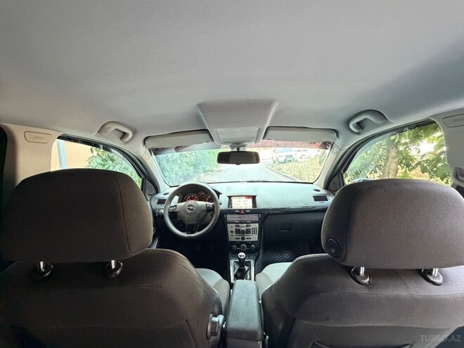 Opel Astra-15