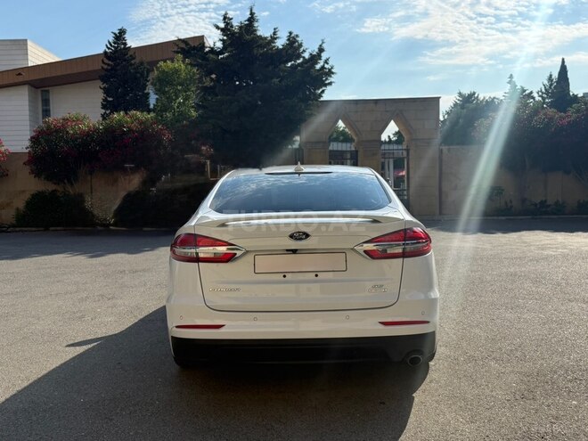 Ford Fusion (North America)-2