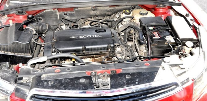 Chevrolet Cruze-12