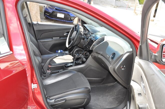 Chevrolet Cruze-9