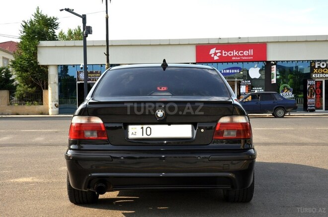 BMW 525-2