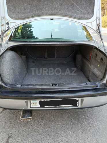 Opel Omega-16