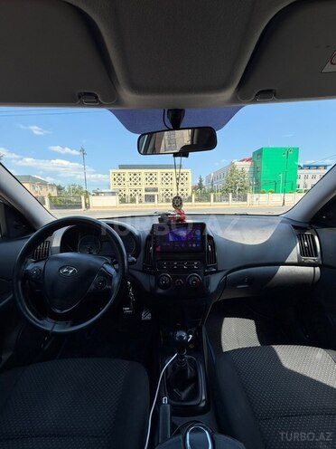 Hyundai i30-8