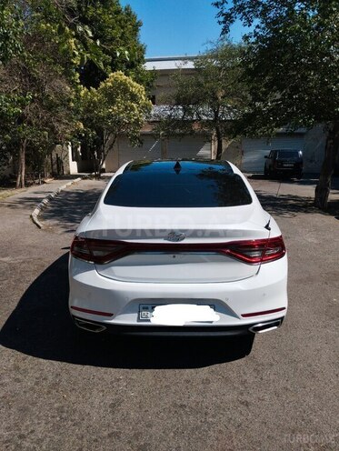 Hyundai Grandeur-2