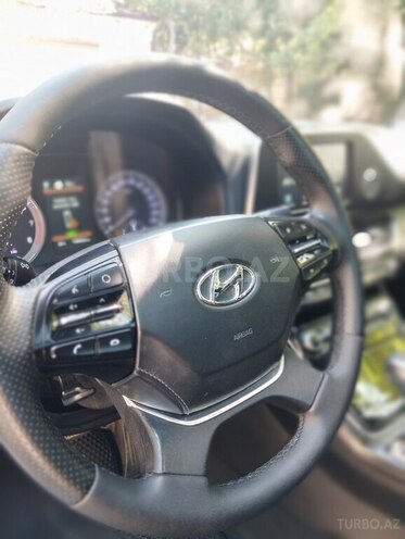 Hyundai Grandeur-8