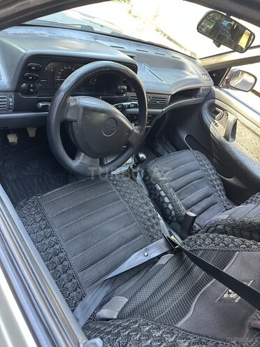 Daewoo Nexia-11