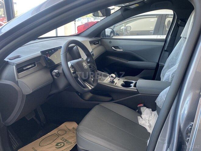 BYD Qin Plus-8