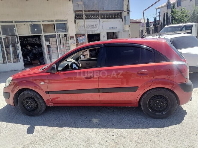 Kia Rio-4